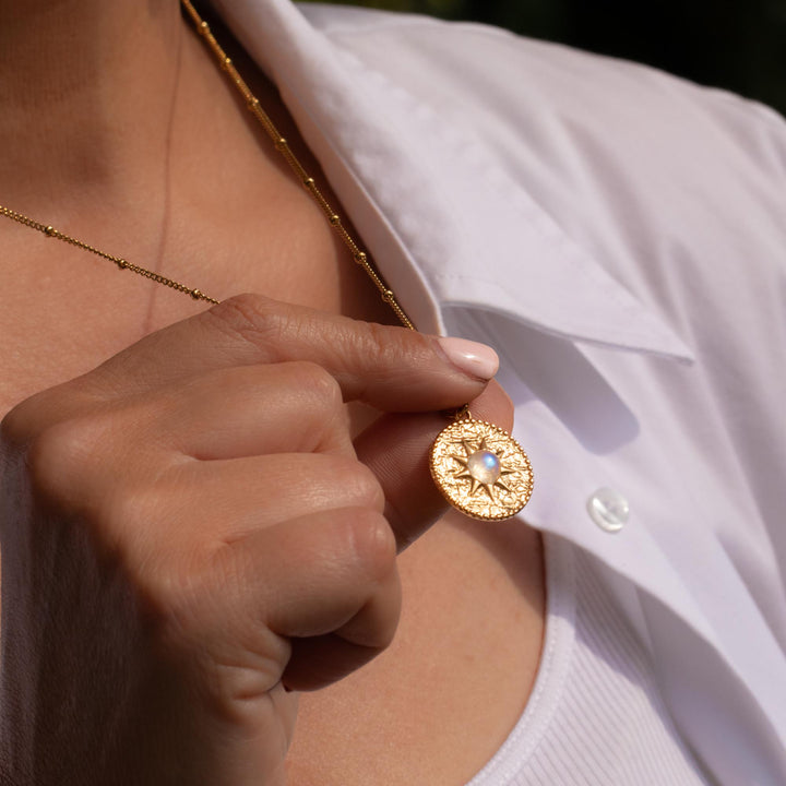 Necklace with Moonstone