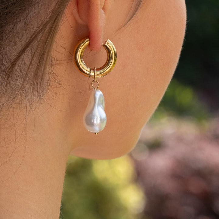 Pearl Gold Hoop Earrings