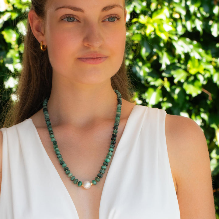 Chunky Emerald Necklace with Pearl