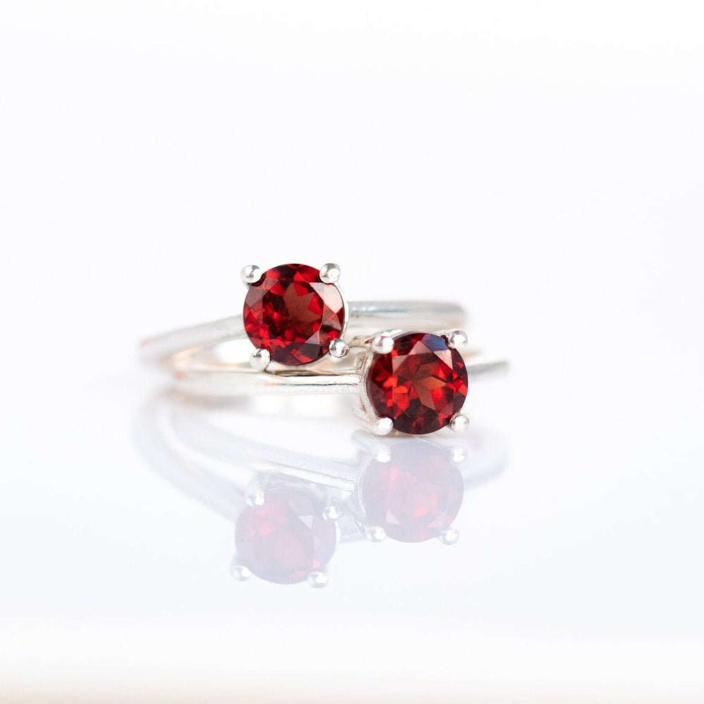 Store Garnet Ring, Eternity Band, Natural Garnet, January Ring, Eternity Ring, Garnet Band, January Birthstone, Vintage Ring, Vintage Silver Band